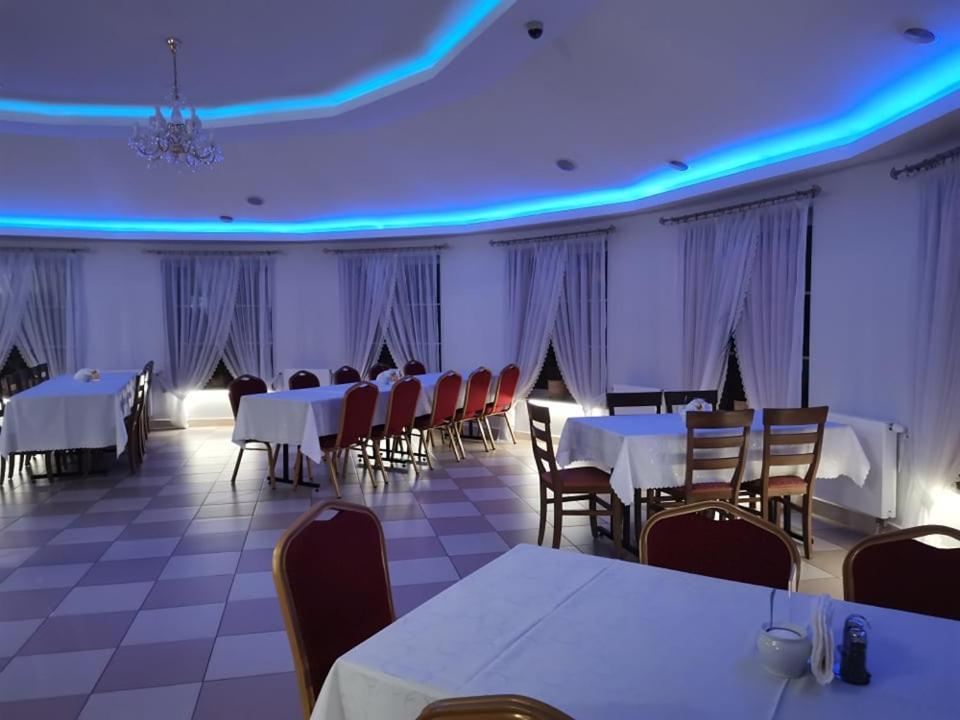 Zajazd Pod Jesionami Nisko Extérieur photo